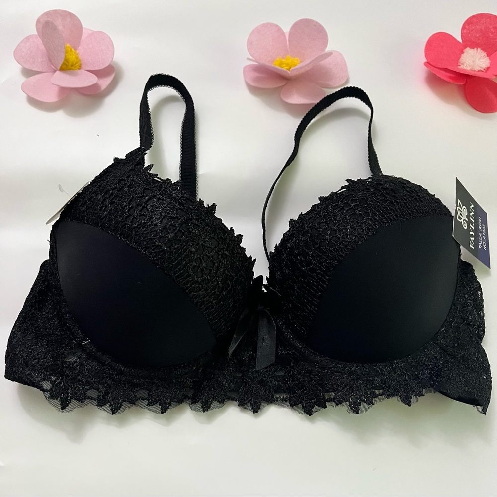 NWT Bra- Black color- Cup B- Size 36/80